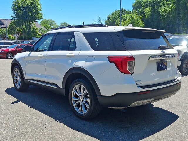 Certified 2023 Ford Explorer XLT w/ Equipment Group 202A AWD/4WD image 14