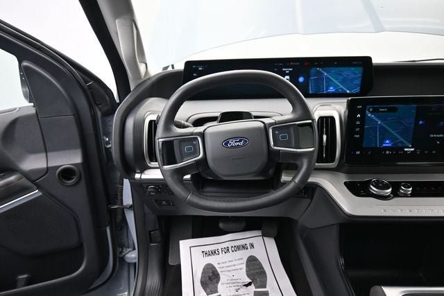 Certified 2025 Ford Expedition Active AWD/4WD image 19
