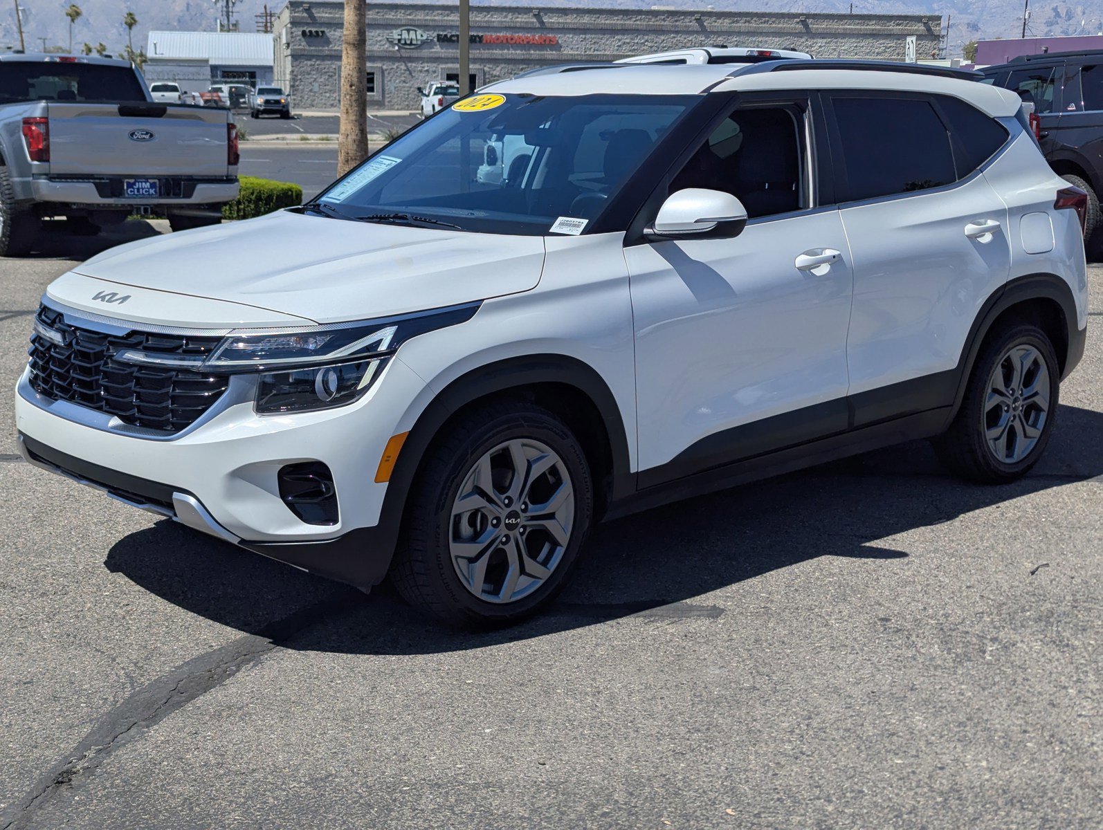 Used 2024 Kia Seltos S FWD image 5