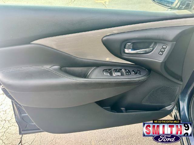 Used 2018 Nissan Murano Platinum w/ Cargo Package AWD/4WD image 16