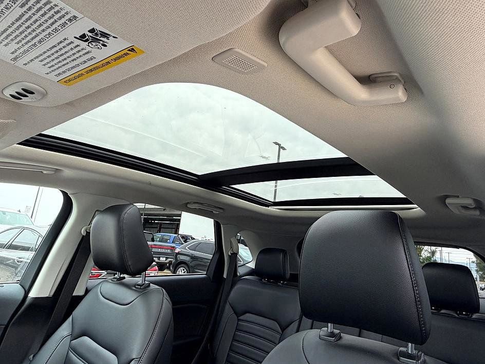 Certified 2022 Ford Edge SEL w/ Convenience Package image 25