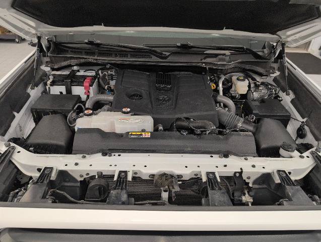 Used 2025 Toyota Tundra SR5 w/ SR5 Convenience Package AWD/4WD image 9