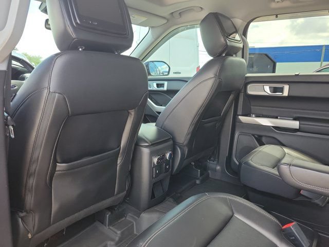Certified 2021 Ford Explorer Limited w/ Equipment Group 301A RWD image 16