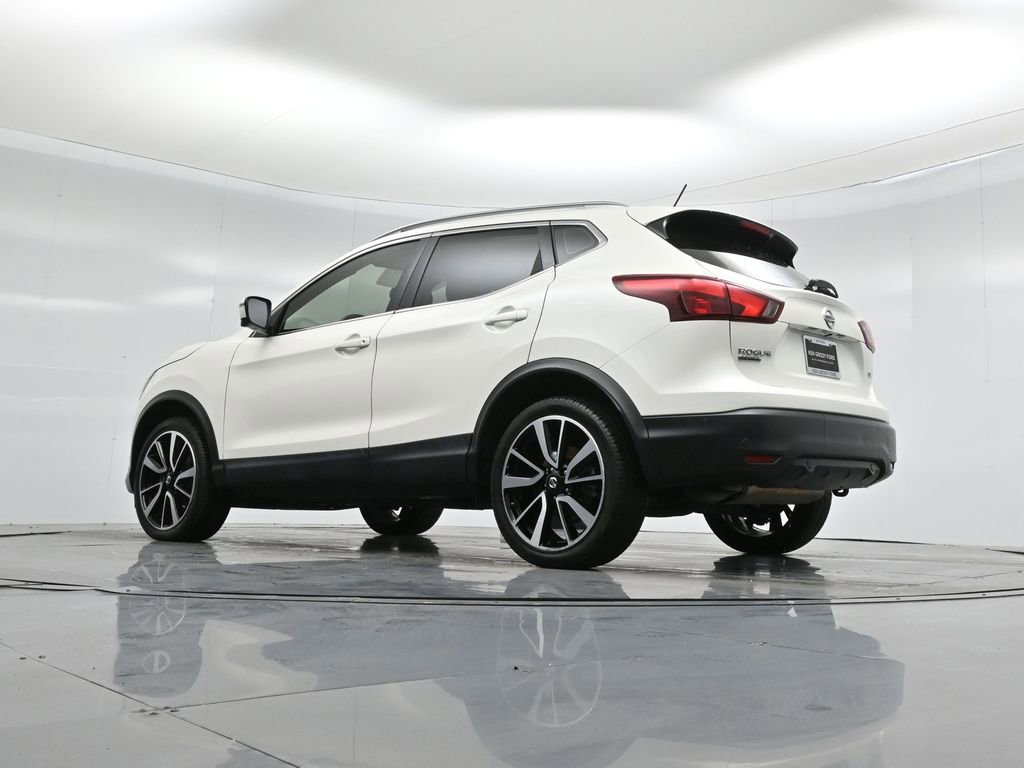 Used 2019 Nissan Rogue Sport SL w/ Premium Package image 20