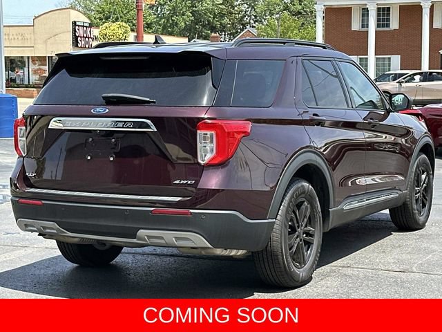 Certified 2022 Ford Explorer XLT w/ Equipment Group 202A AWD/4WD image 3