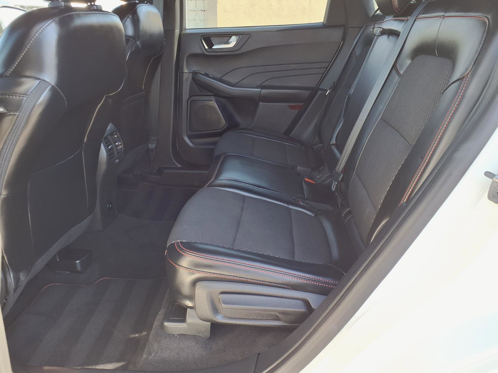Certified 2023 Ford Escape ST-Line w/ Tech Pack #1 FWD image 17