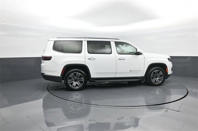 Used 2022 Jeep Wagoneer Series III image 8