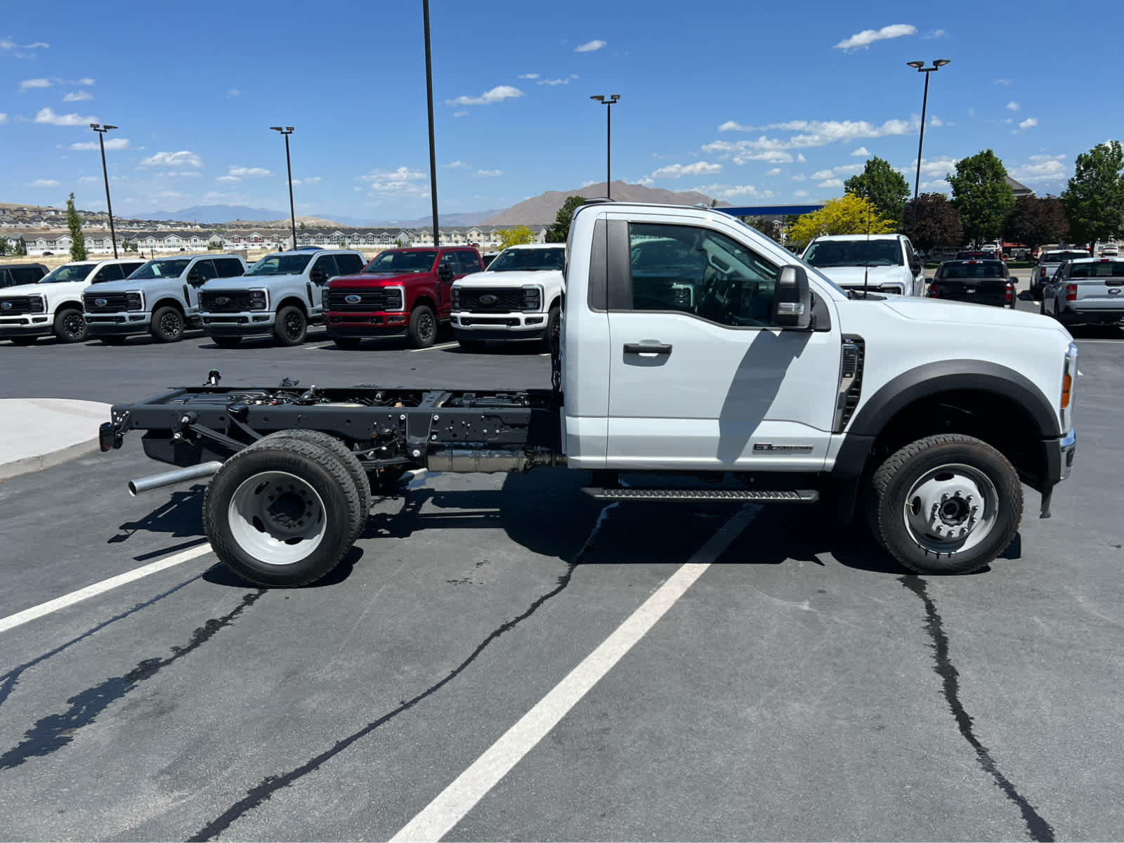 Certified 2026 Ford F550 4x4 Regular Cab Super Duty w/ XL Chrome Package image 6