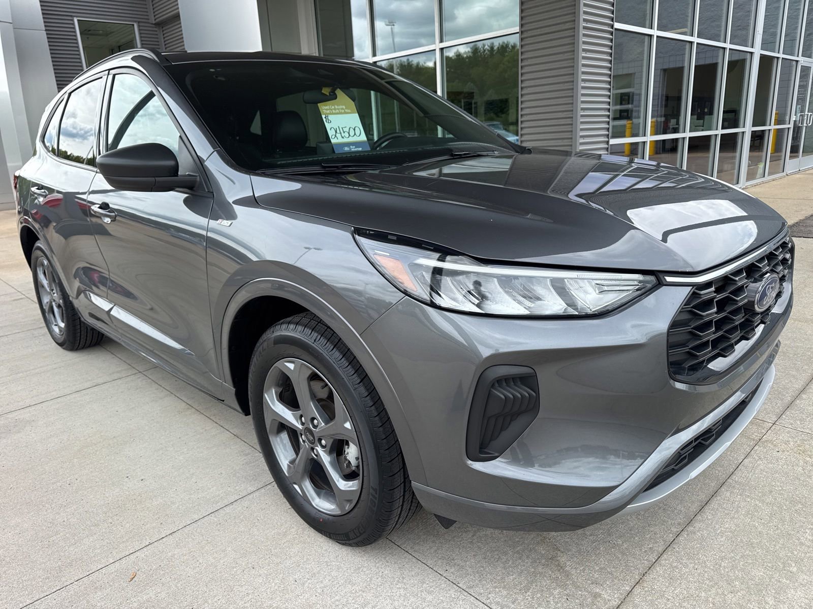 Certified 2024 Ford Escape ST-Line w/ Tech Pack #1 AWD/4WD image 10