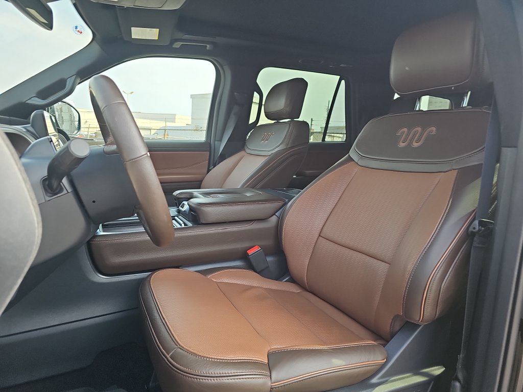 Certified 2025 Ford Expedition King Ranch AWD/4WD image 15