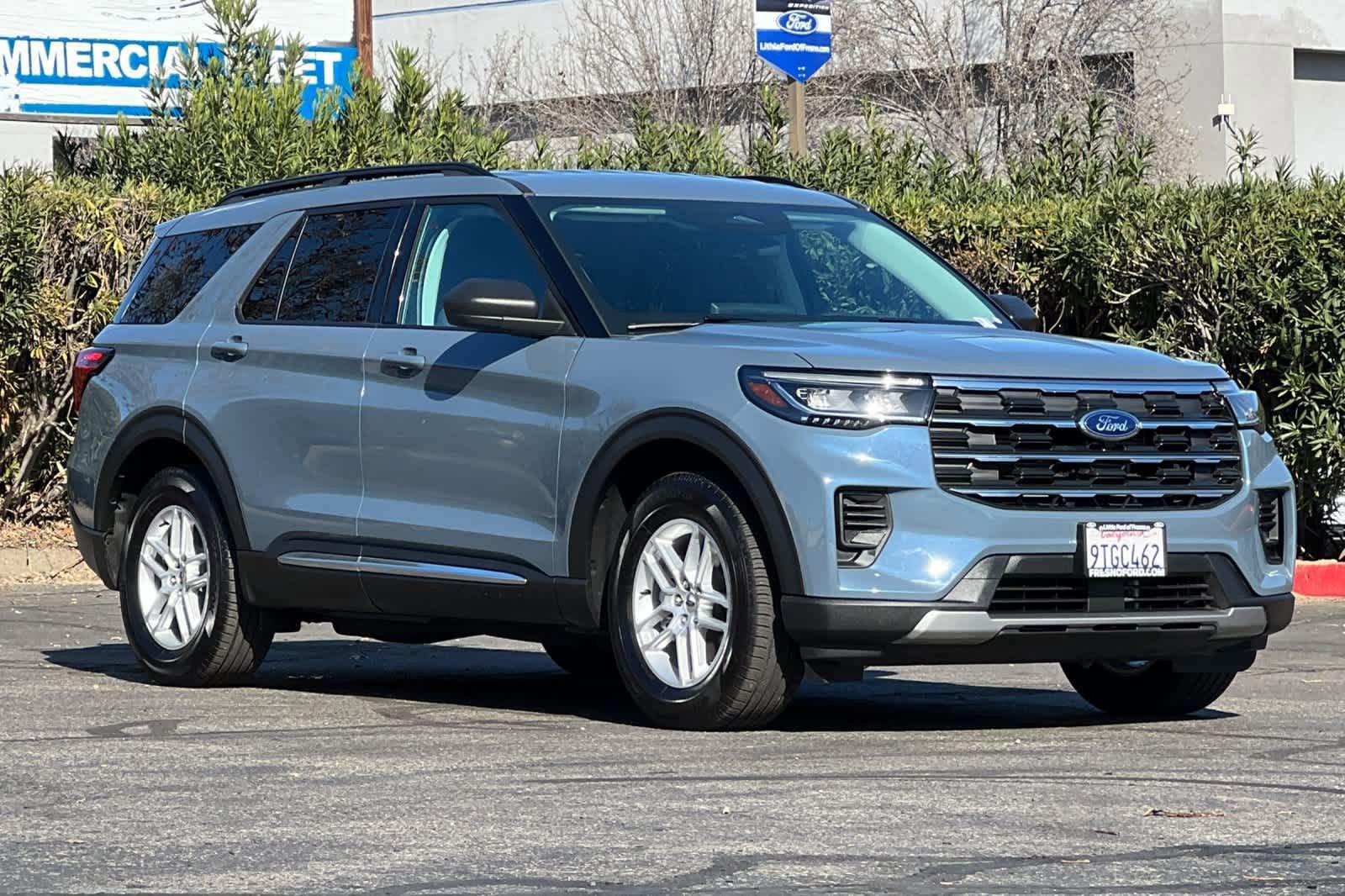 Certified 2025 Ford Explorer Active image 7