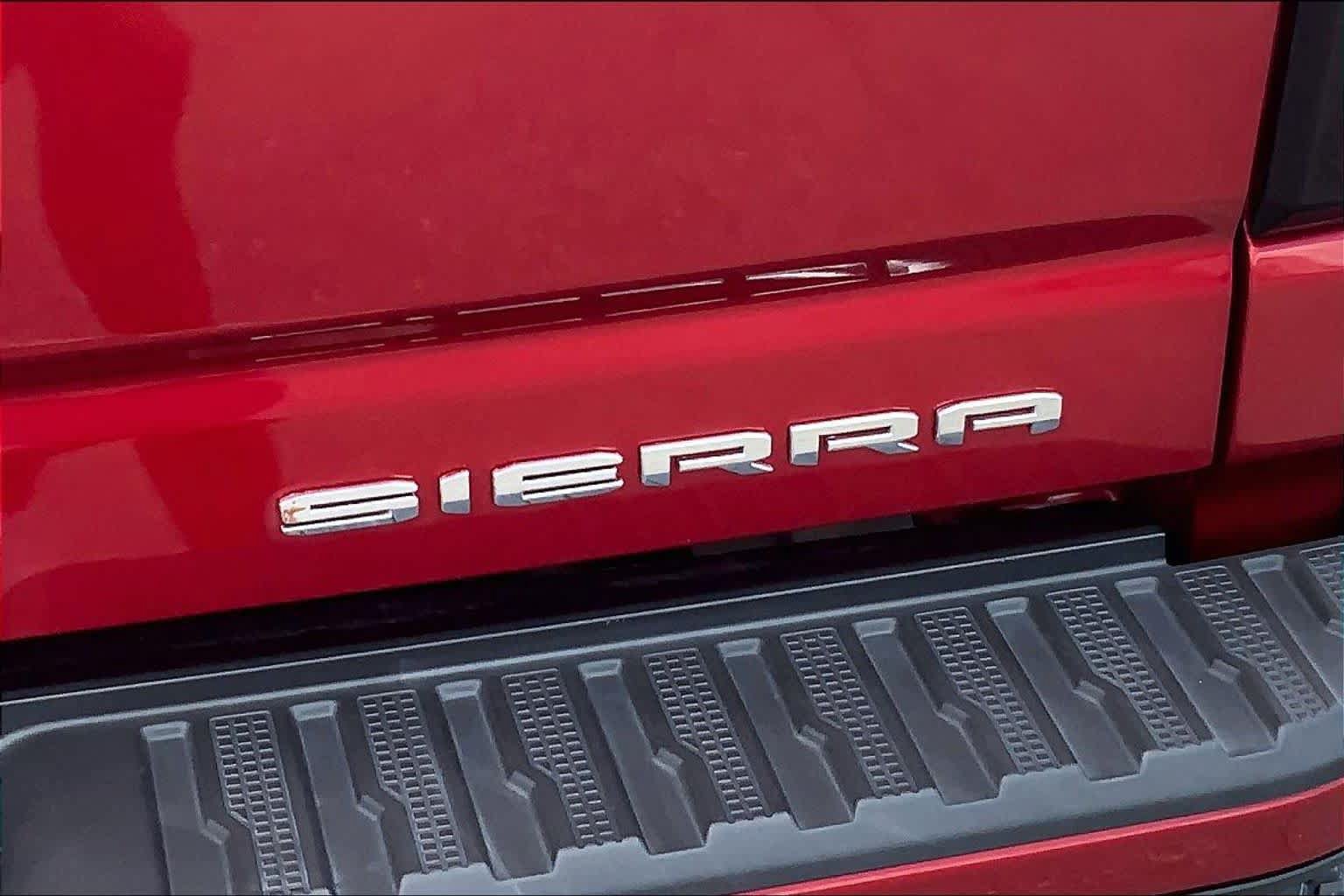 Used 2022 GMC Sierra 2500 Denali AWD/4WD image 9