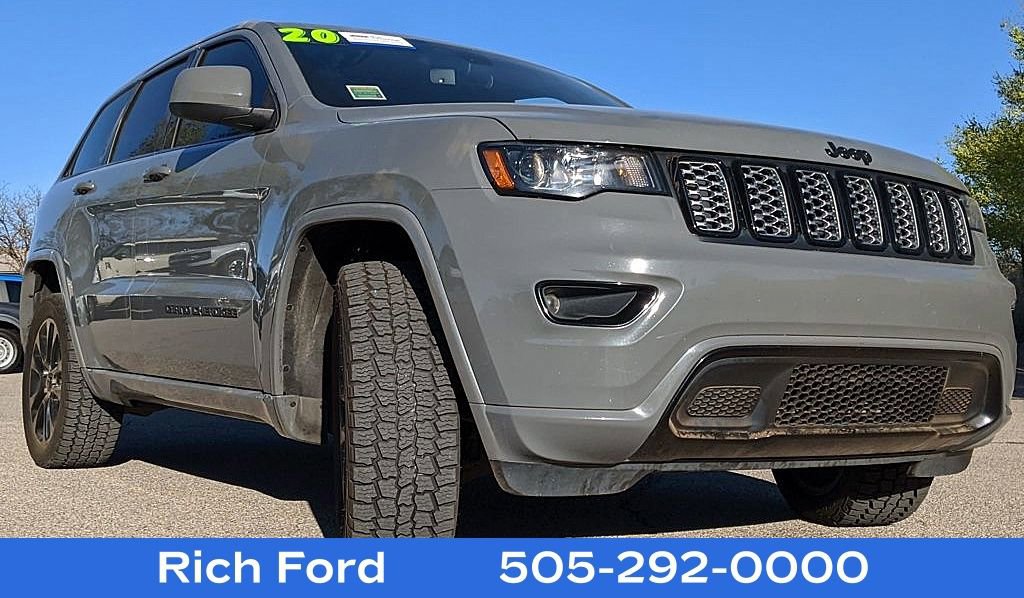 Used 2020 Jeep Grand Cherokee Altitude image 23