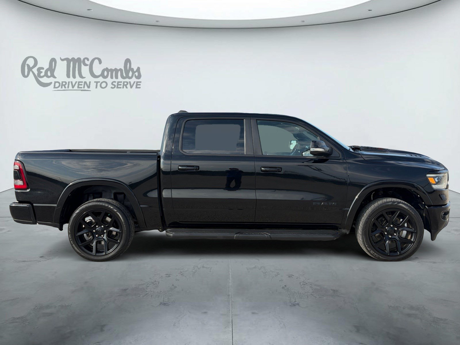 Used 2022 RAM 1500 Laramie AWD/4WD image 4