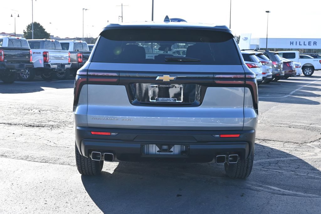Used 2024 Chevrolet Traverse LS AWD/4WD image 10