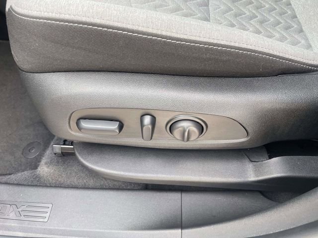 Used 2024 Chevrolet Equinox LS w/ LS Convenience Package FWD image 16