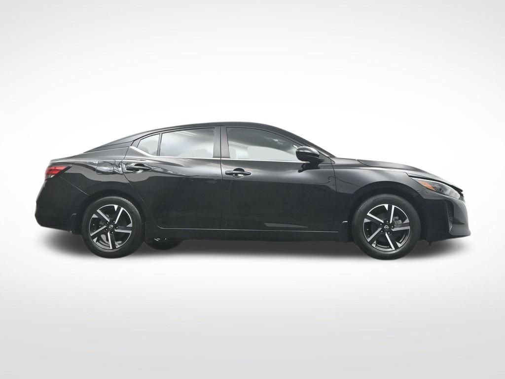 Used 2024 Nissan Sentra SV FWD image 34
