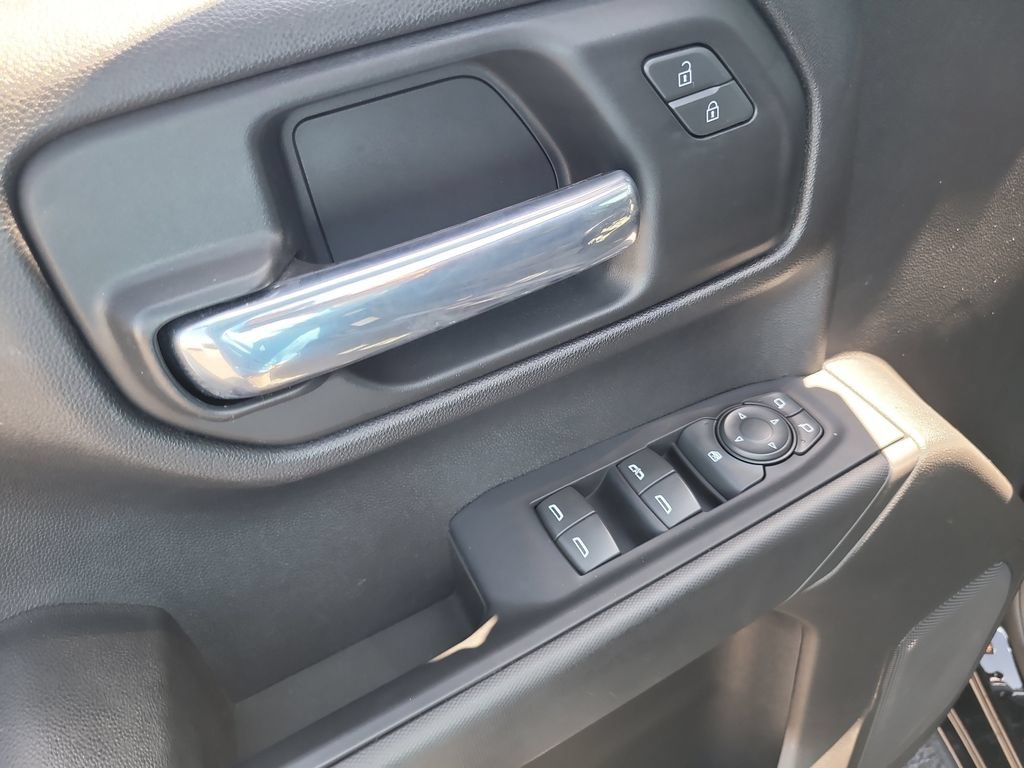 Used 2022 Chevrolet Silverado 1500 Custom AWD/4WD image 14