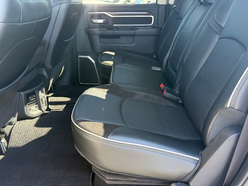 Used 2024 RAM 2500 Laramie AWD/4WD image 40