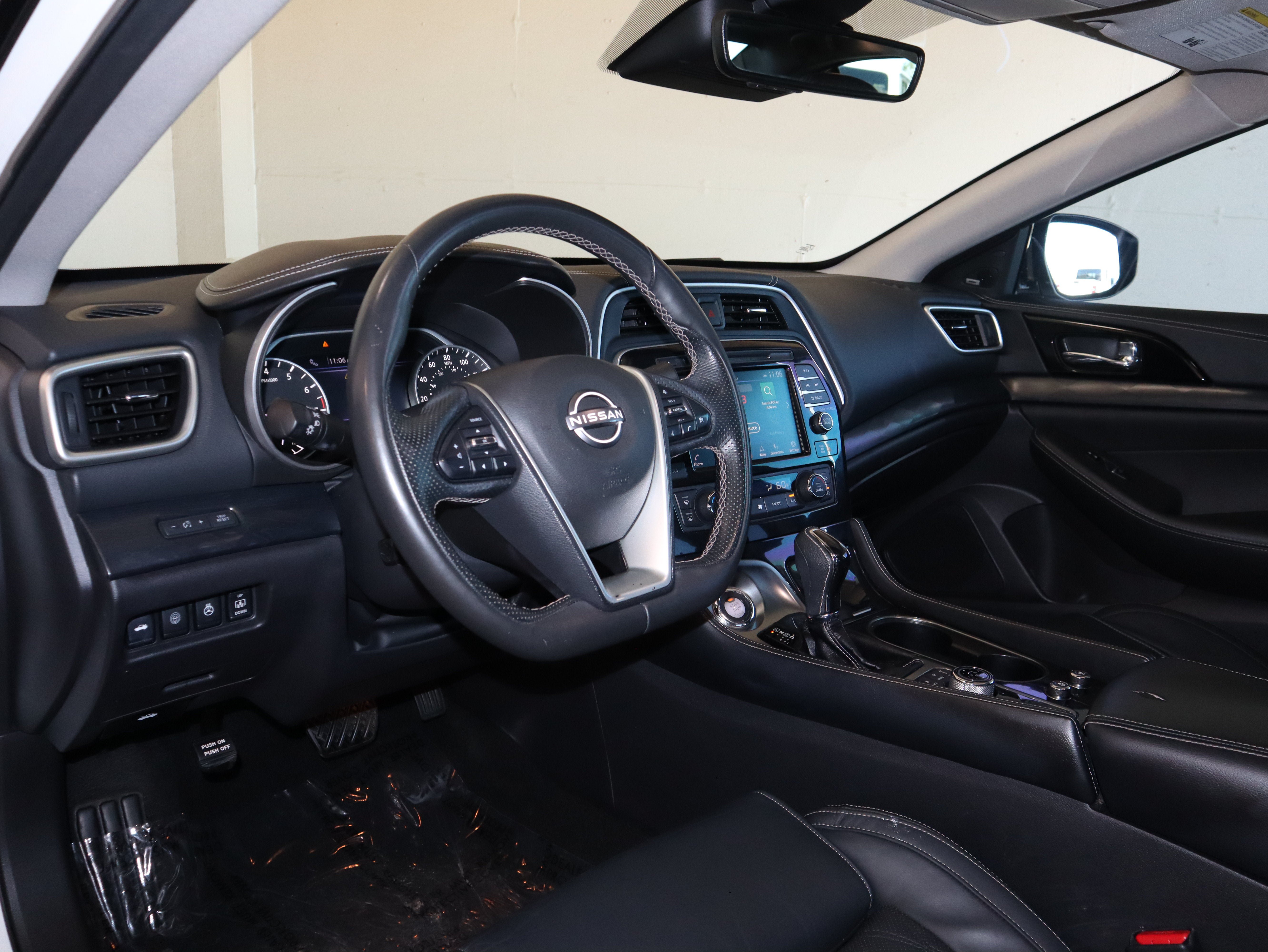 Used 2023 Nissan Maxima Platinum w/ Sport Mat Group FWD image 21