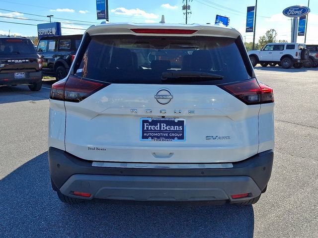 Used 2023 Nissan Rogue SV w/ SV Premium Package image 10