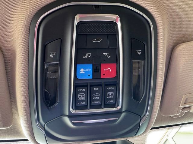 Used 2021 Jeep Grand Cherokee L Limited w/ Trailer Tow Package AWD/4WD image 25