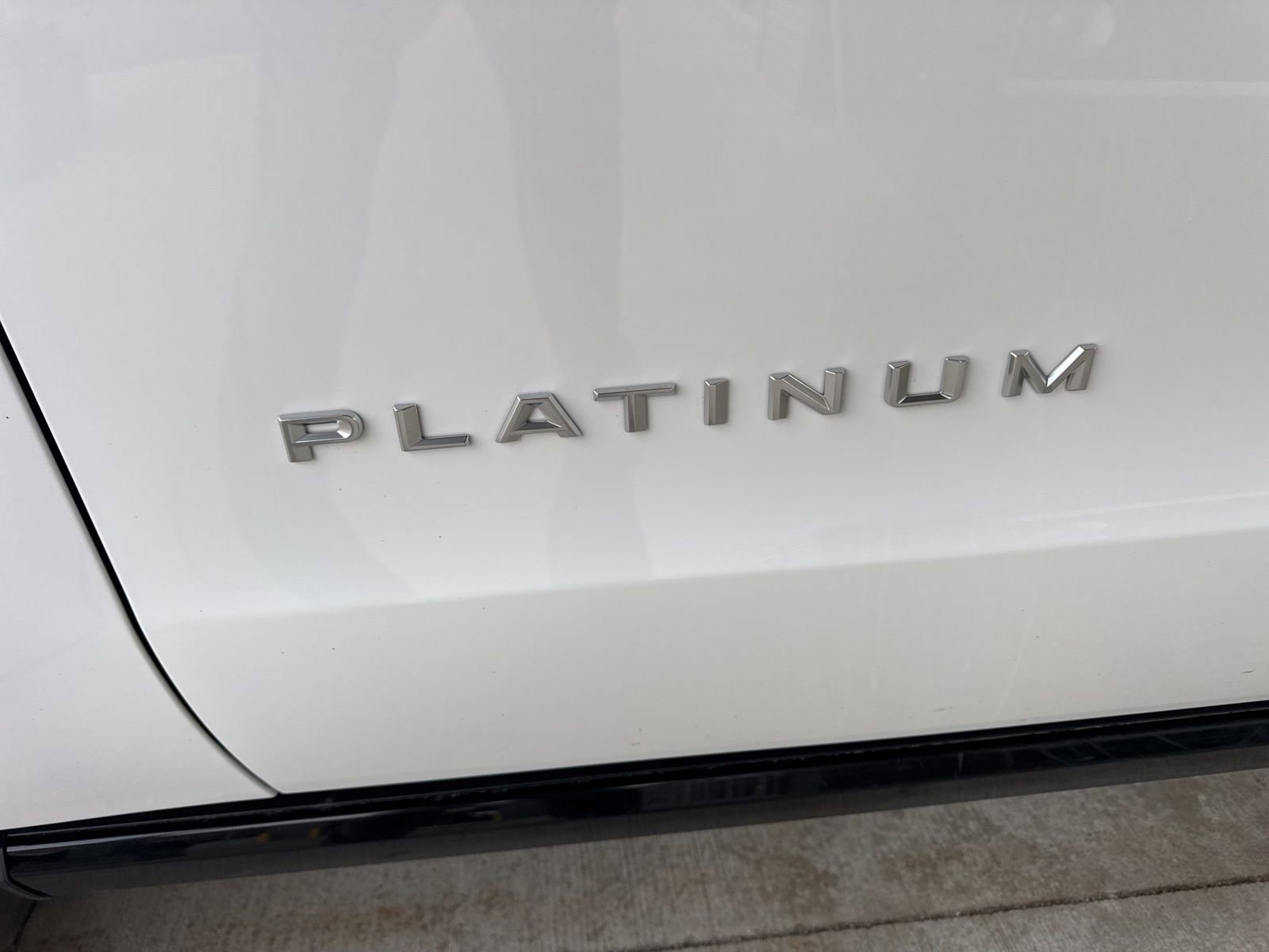 Certified 2025 Ford Expedition Platinum w/ Driver's Package image 16