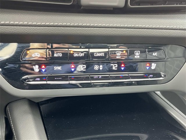 Used 2023 Buick Envision Avenir image 36