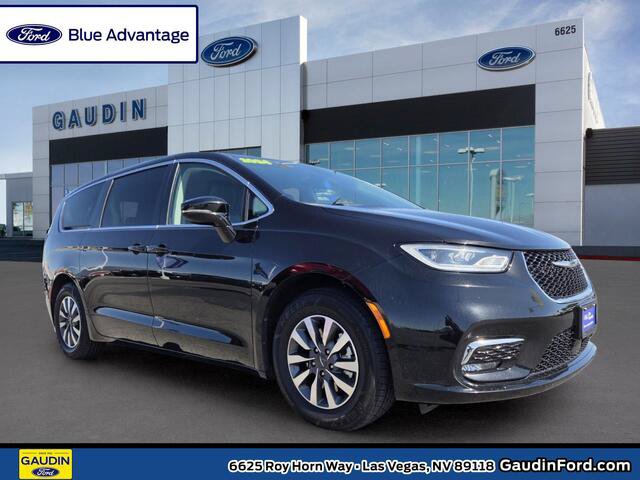 Used 2024 Chrysler Pacifica Limited