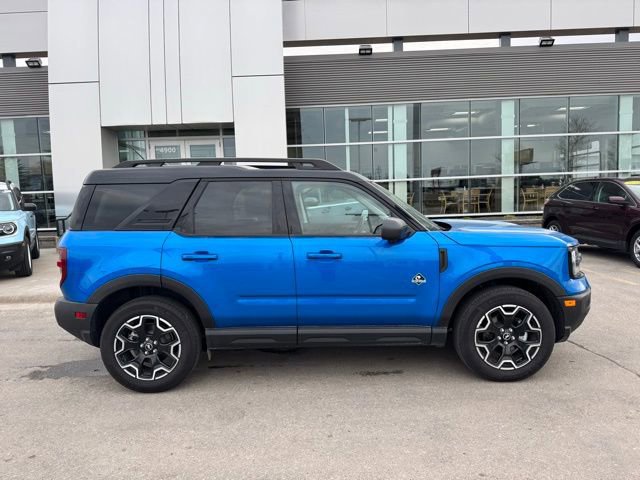 Certified 2025 Ford Bronco Sport Outer Banks w/ Outer Banks Tech Package+ AWD/4WD image 5