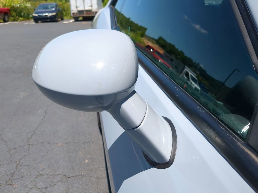 Used 2020 Dodge Challenger SXT w/ Blacktop Package image 15