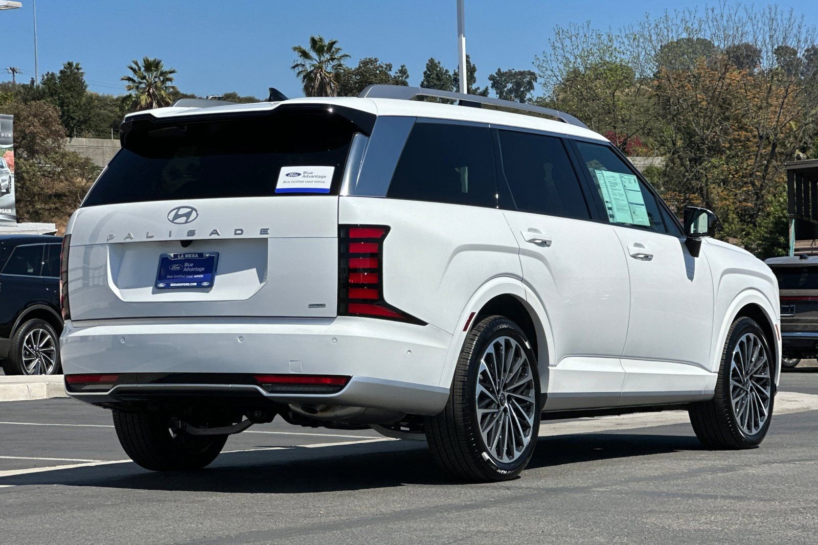 Used 2026 Hyundai Palisade Calligraphy AWD/4WD image 3