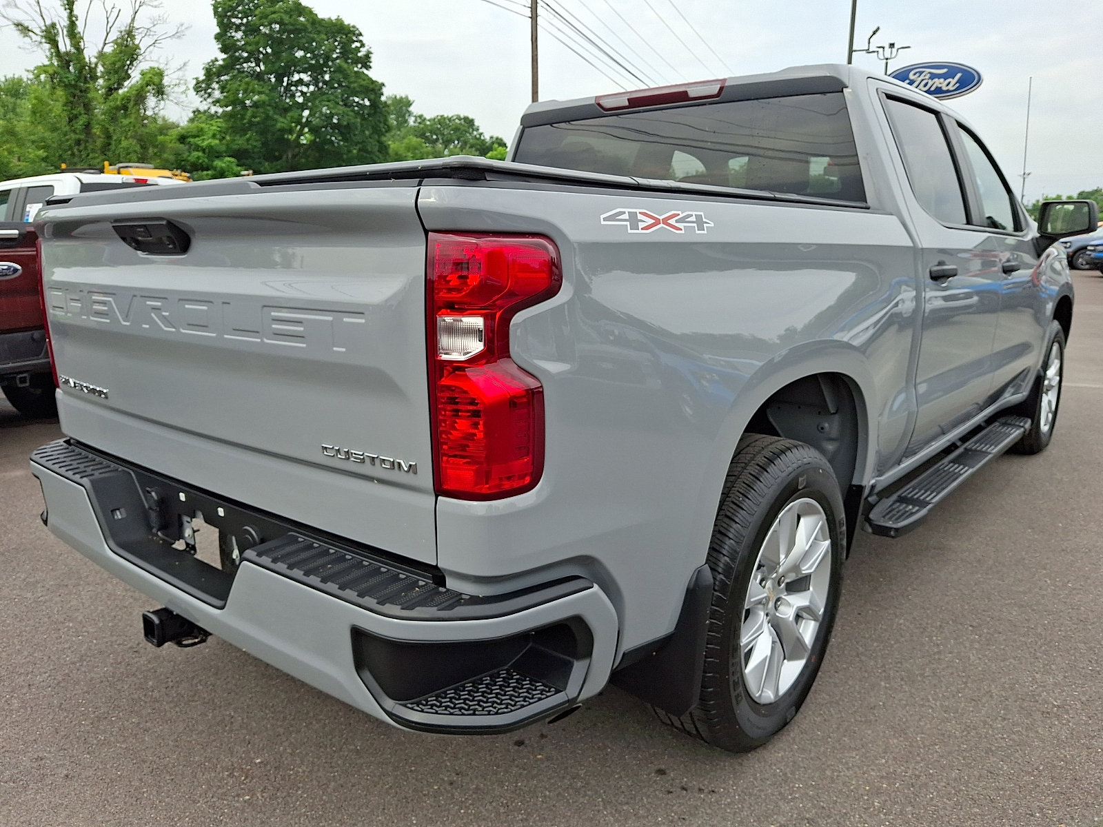 Used 2024 Chevrolet Silverado 1500 Custom AWD/4WD image 10