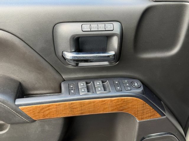 Used 2018 Chevrolet Silverado 1500 LTZ w/ LTZ Plus Package AWD/4WD image 22