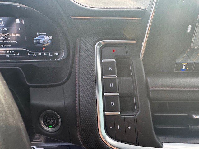 Used 2022 Chevrolet Tahoe RST w/ Luxury Package image 23