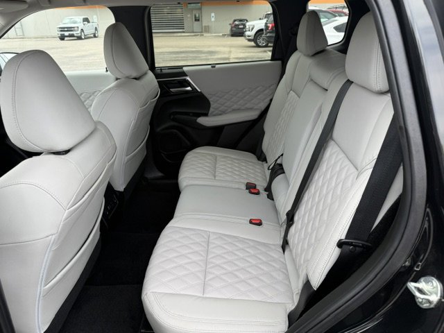 Used 2024 Mitsubishi Outlander SEL FWD image 24
