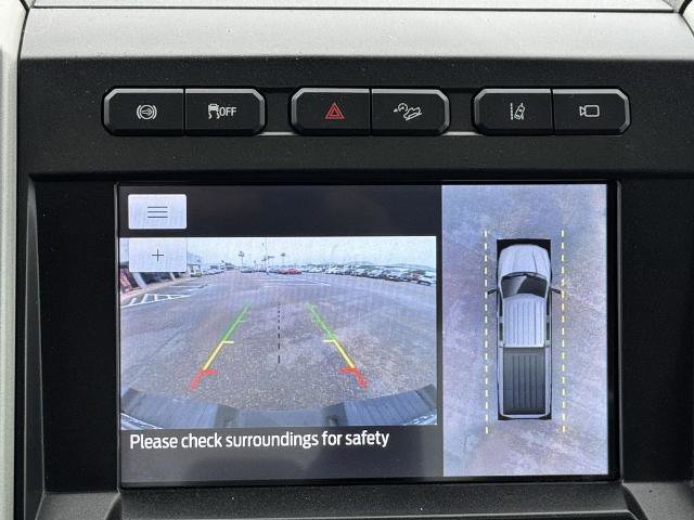 Certified 2020 Ford F350 King Ranch w/ King Ranch Ultimate Package AWD/4WD image 27