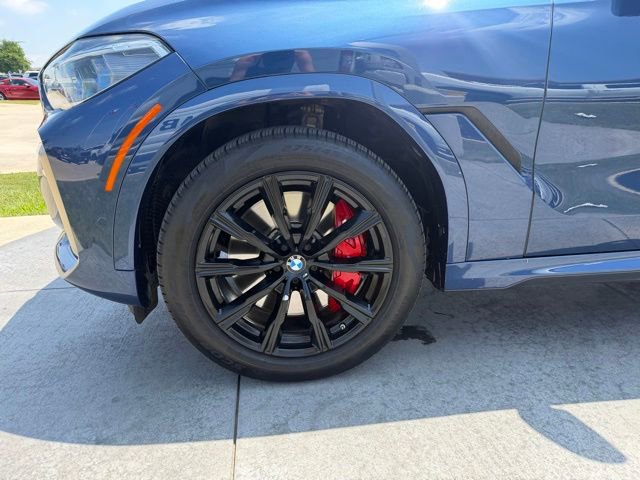 Used 2022 BMW X6 M50i w/ Executive Package AWD/4WD image 4
