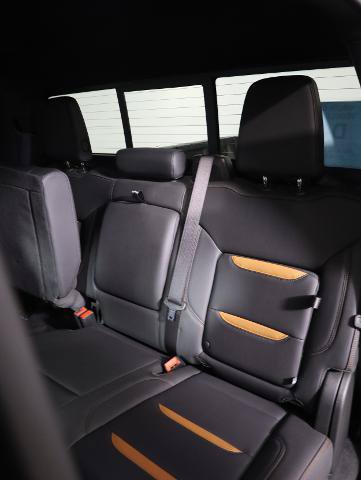 Used 2024 GMC Sierra 1500 AT4 w/ AT4 Premium Package AWD/4WD image 12