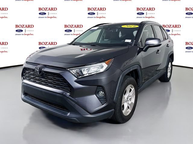 Used 2019 Toyota RAV4 XLE image 4