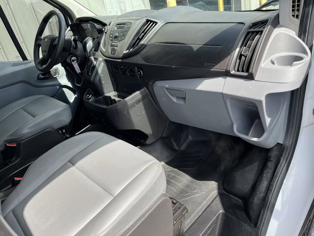 Certified 2017 Ford Transit 250 148 Low Roof RWD image 31