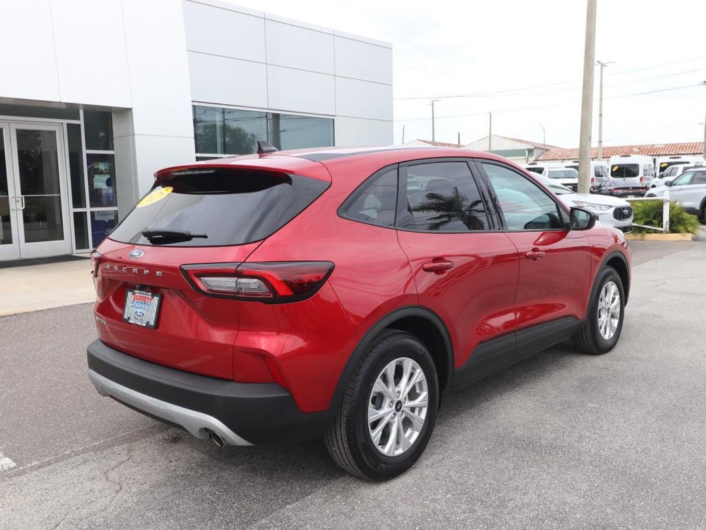 Certified 2025 Ford Escape Active image 5