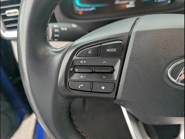 Used 2023 Hyundai Venue SEL image 8