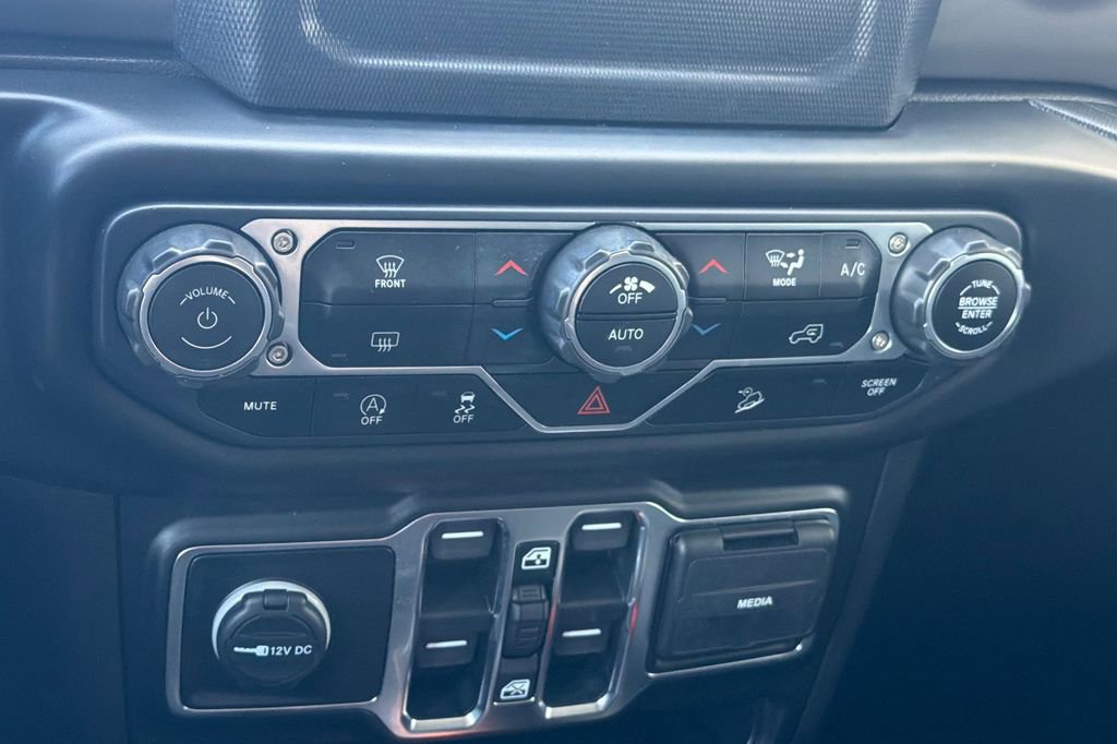 Used 2020 Jeep Wrangler Unlimited Sport S AWD/4WD image 19