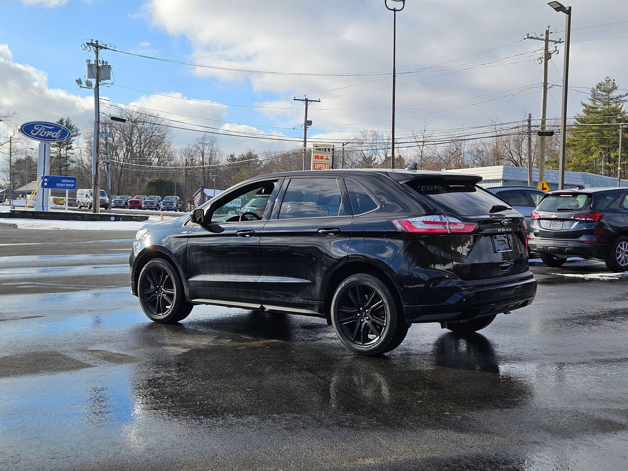 Certified 2024 Ford Edge ST-Line AWD/4WD image 4