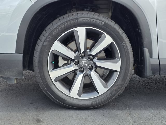 Used 2025 Honda Pilot Touring image 33
