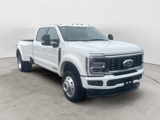 Certified 2026 Ford F450 Platinum w/ FX4 Off-Road Package AWD/4WD image 7
