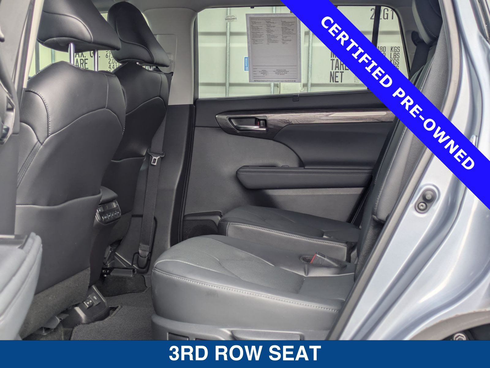 Used 2024 Toyota Highlander Platinum FWD image 16