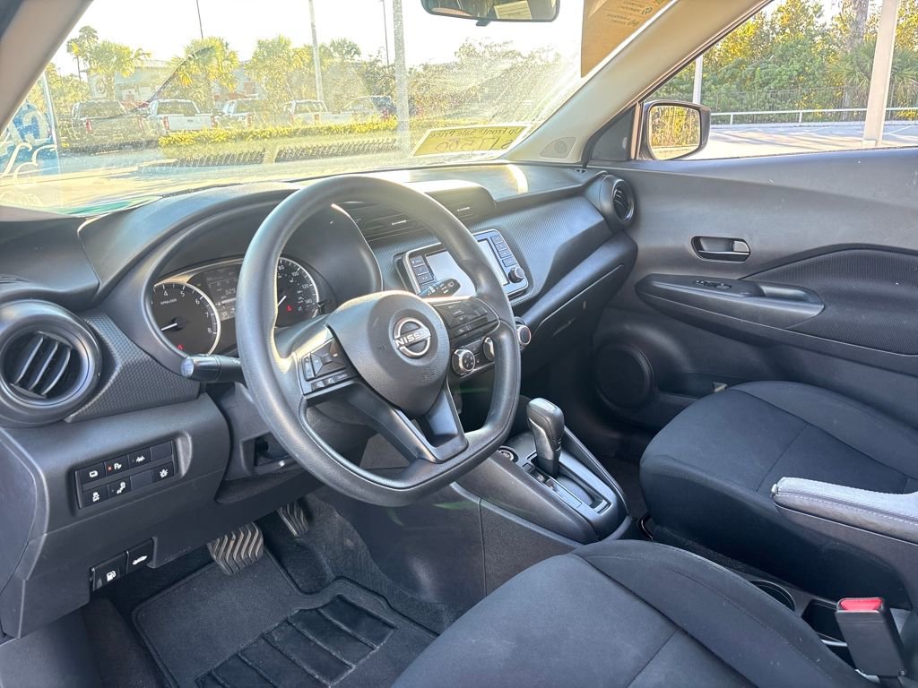 Used 2024 Nissan Kicks S image 6