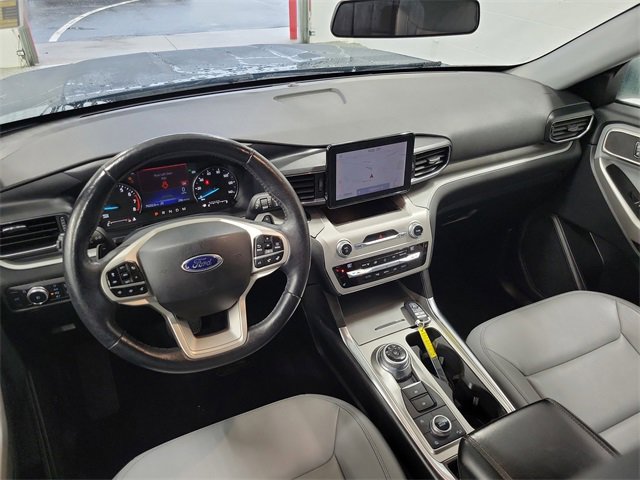 Certified 2021 Ford Explorer XLT w/ Equipment Group 202A image 23